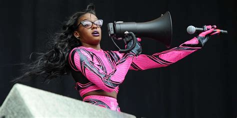 why was azealia banks cancelled